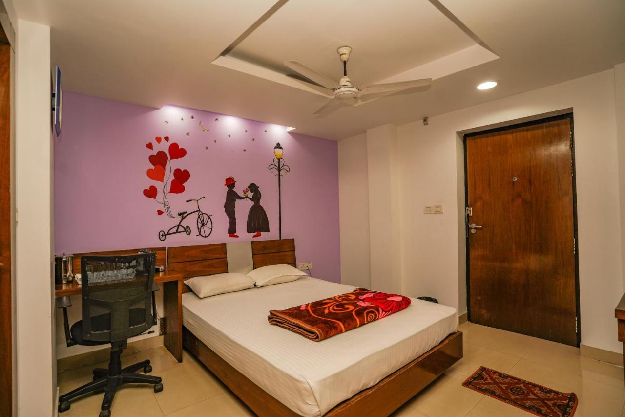 Park Land Hotel Durgāpur Eksteriør billede